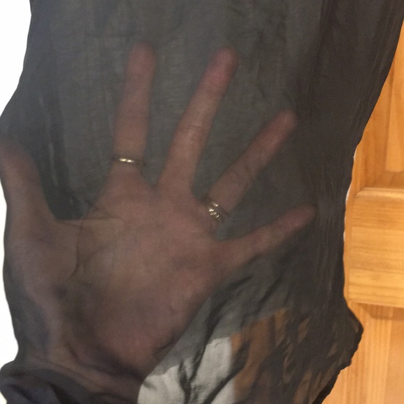 Top - Picture 2 of 4